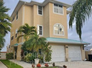 670 American Legion Dr, Madeira Beach, FL 33708