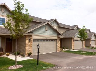 1710 N Creek Dr, Marquette, MI 49855
