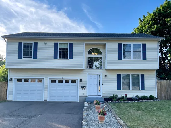 16 Jameson St, Milford, CT 06461