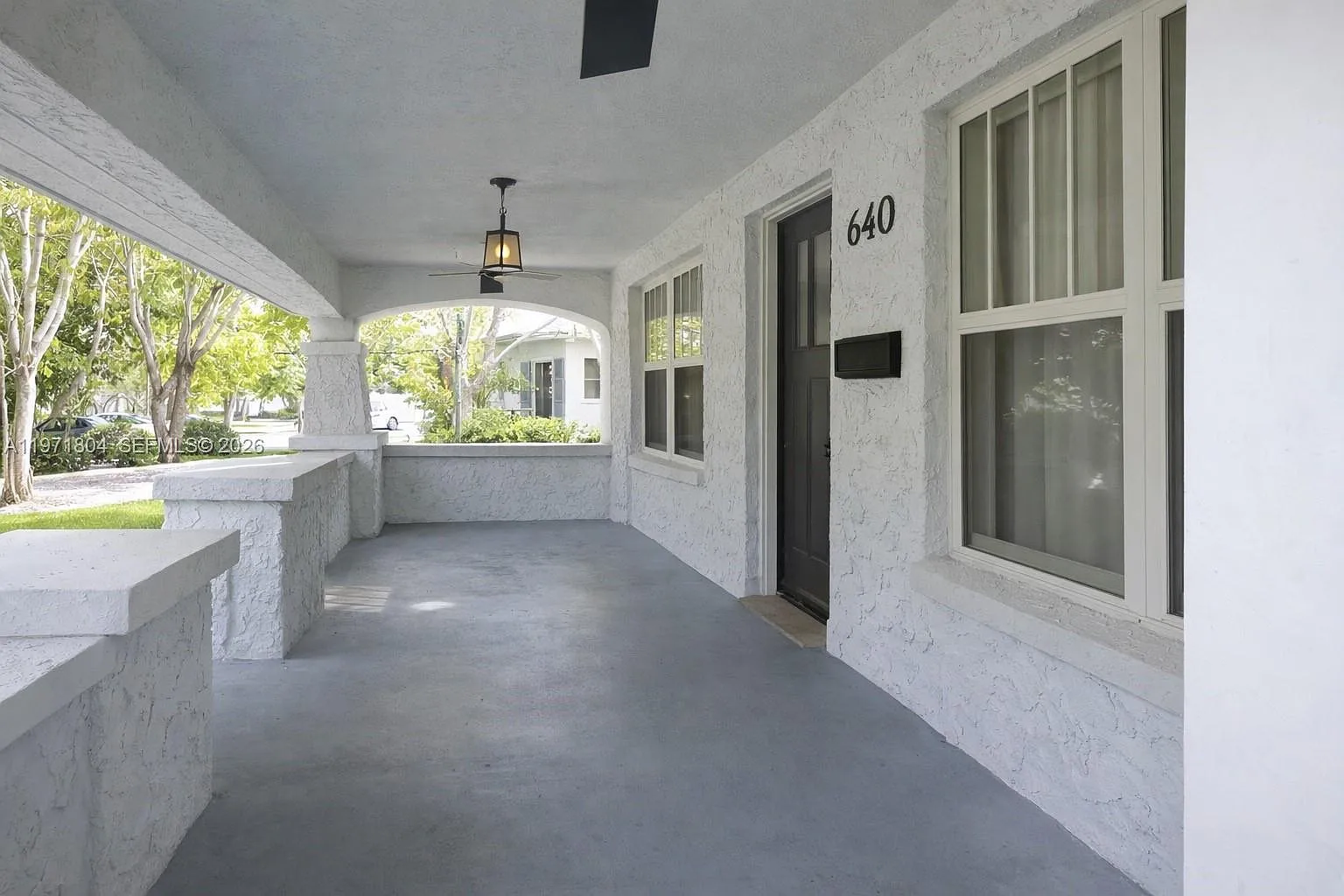 3 bed, 2.0 bath, 1768 sqft, $8,000 — Photo 2