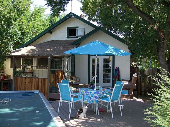 backyard deck with endless pool