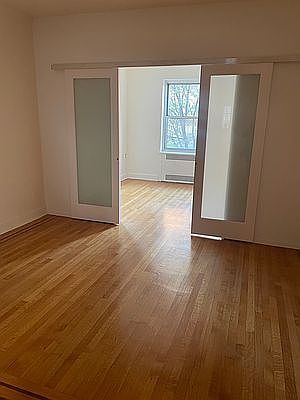 4th image of 68-64 Yellowstone Blvd #27
