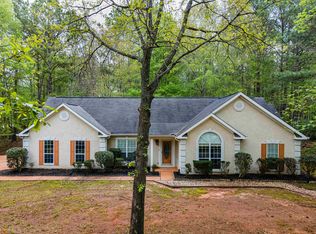 182 Lakemont Dr, Lagrange, GA 30240