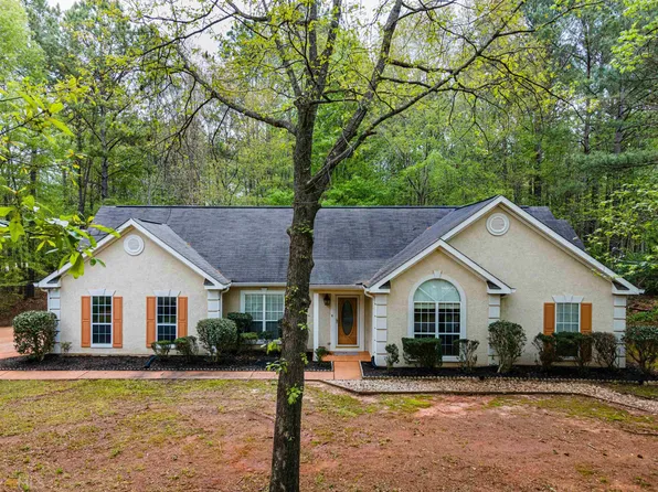 182 Lakemont Dr, Lagrange, GA 30240