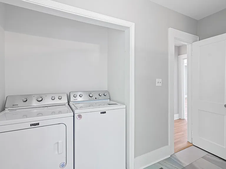 206 Woodale Dr — Photo 10