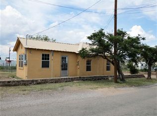 607 W Murphy Ave, Alpine, TX 79830