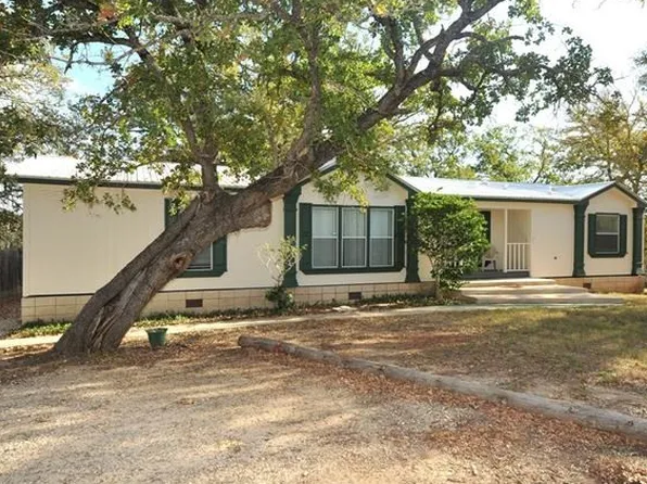 243 Piney Ridge Dr, Bastrop, TX 78602