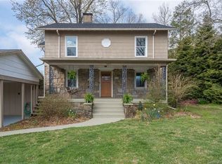 205 Mountain St, Black Mountain, NC 28711