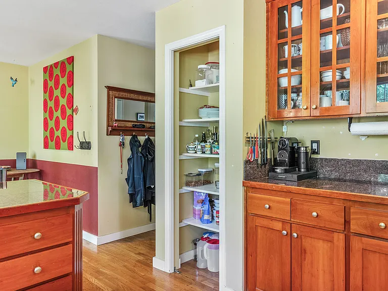 2178 Douglas Dr NE — Photo 14