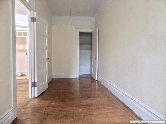 2nd image of 616 W 113th St APT 4F