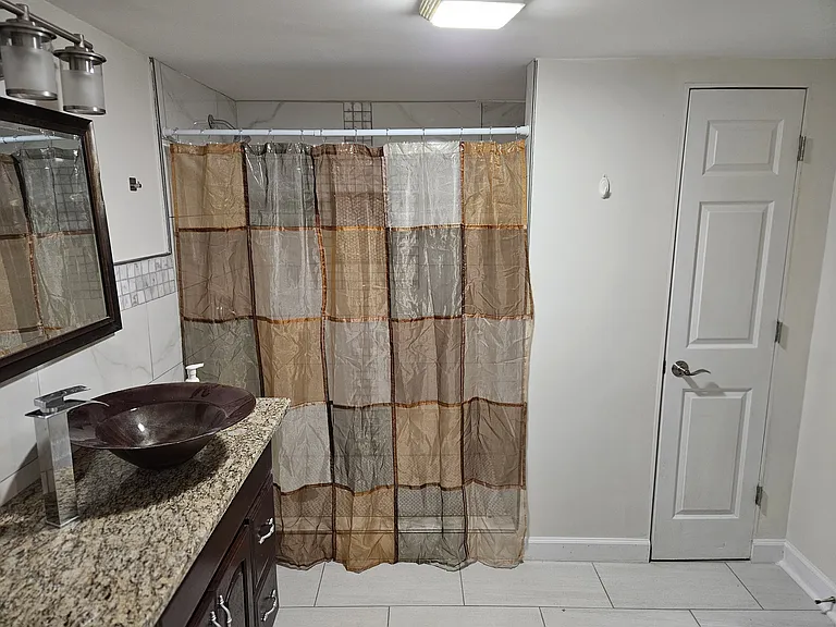 8202 S Muskegon Ave — Photo 6