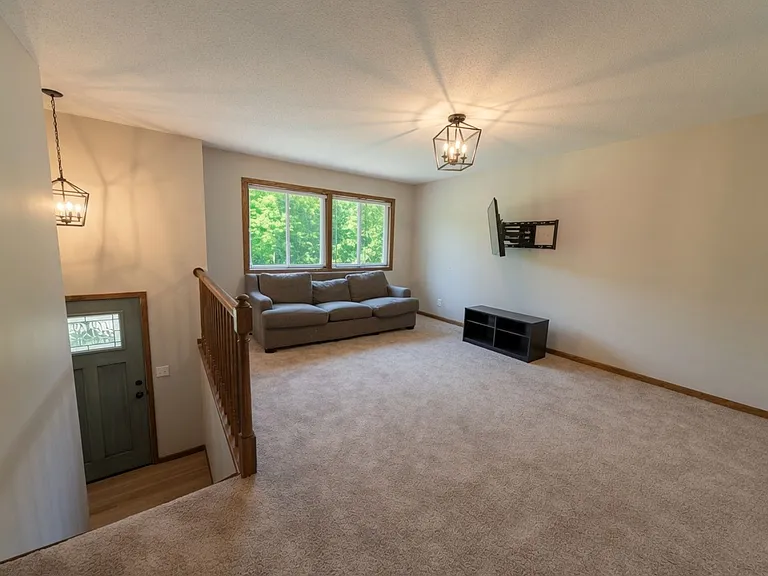 11379 Red Fox Dr N — Photo 7