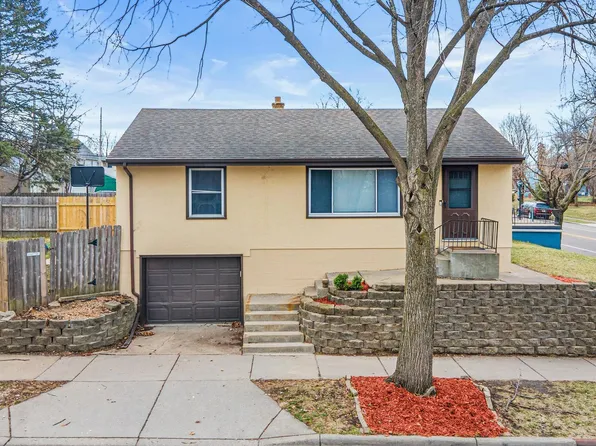 1468 Hazelwood St, Saint Paul, MN 55106