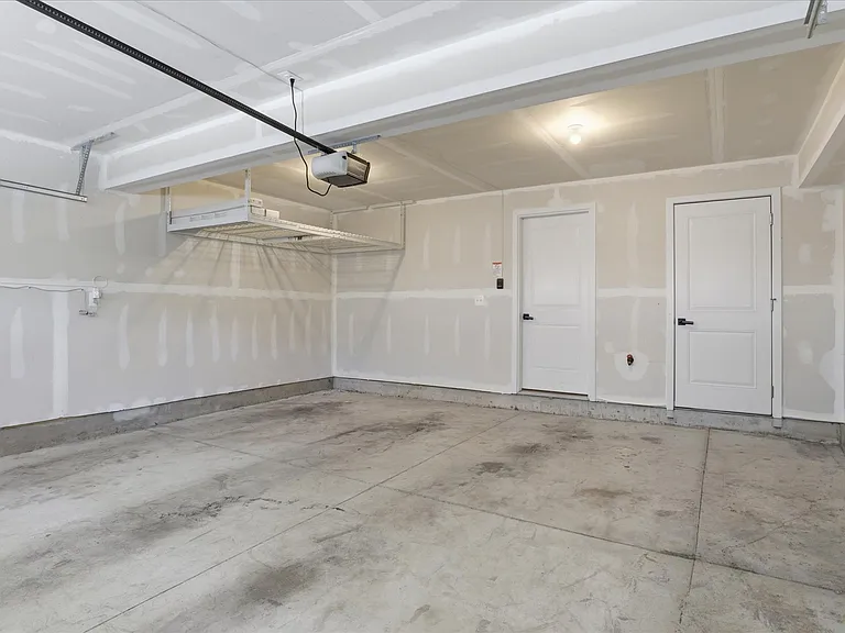 4702 Towne Park Rd — Photo 37