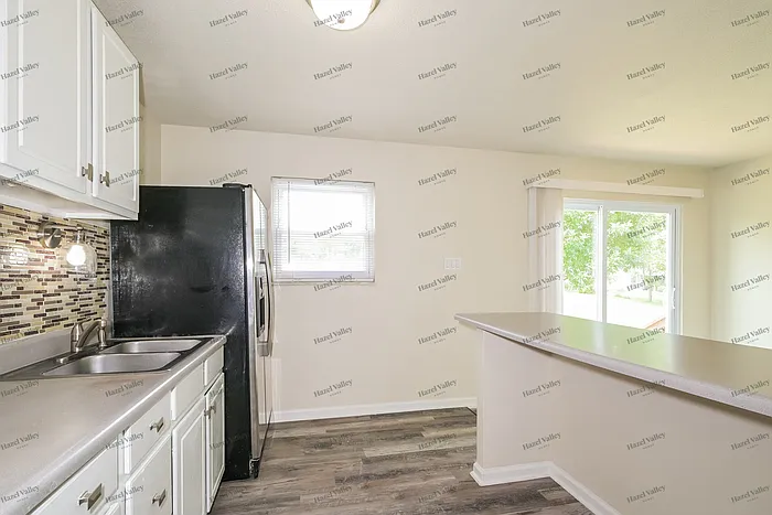 11939 Holly Brook Dr — Photo 7