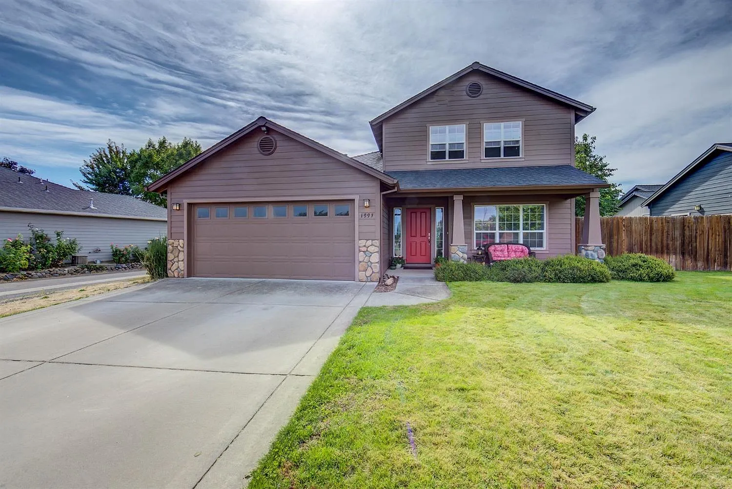 1997 Willow Brook Dr photo 1