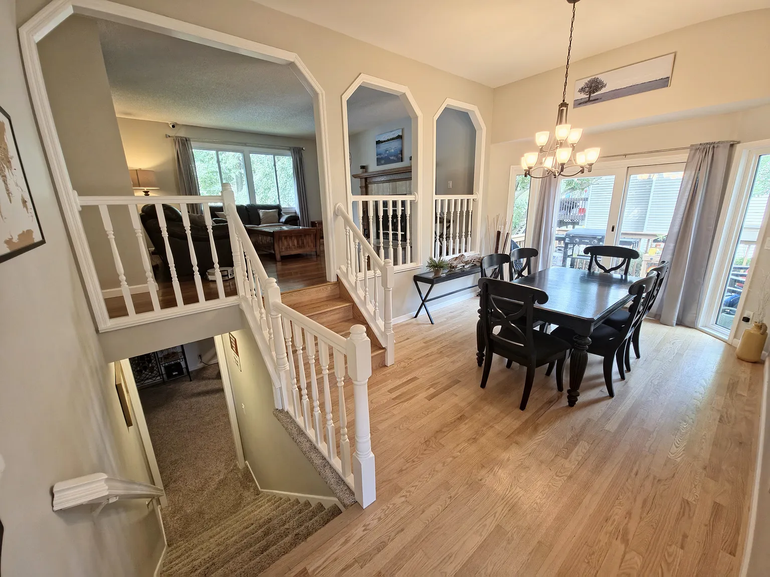 4 bed, 1942 sqft, $2,900 — Photo 4