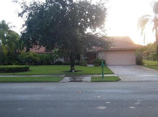 2nd image of 4270 SW 106th Ter
