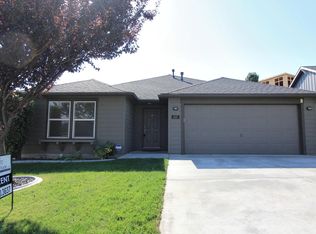 517 Jordan Ln, Richland, WA 99352