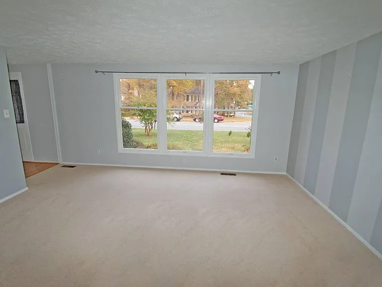 9601 Broad Meadows Rd — Photo 12