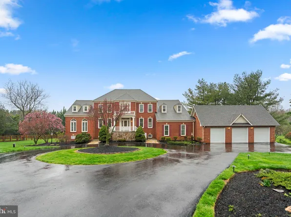 13309 Long Leaf Dr, Clarksville, MD 21029