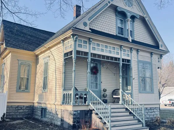825 N 2nd Ave, Alpena, MI 49707