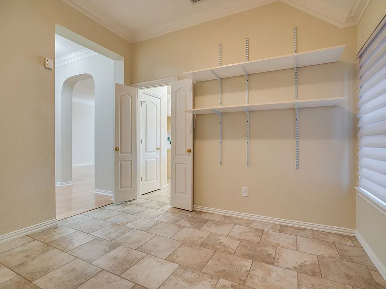 2724 Lakehollow Ln — Photo 27