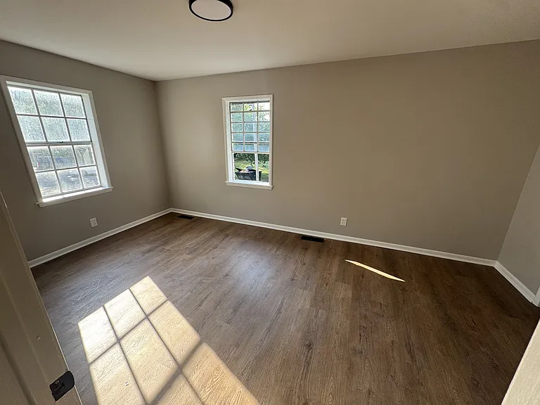 254 Lake Dr #1 — Photo 7