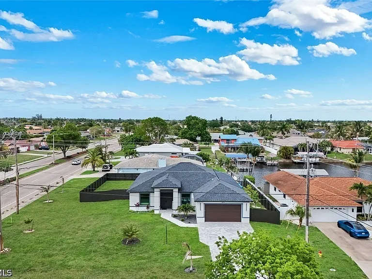 2419 Country Club Blvd — Photo 10
