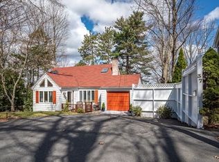 37 Gayland Rd, Needham, MA 02492