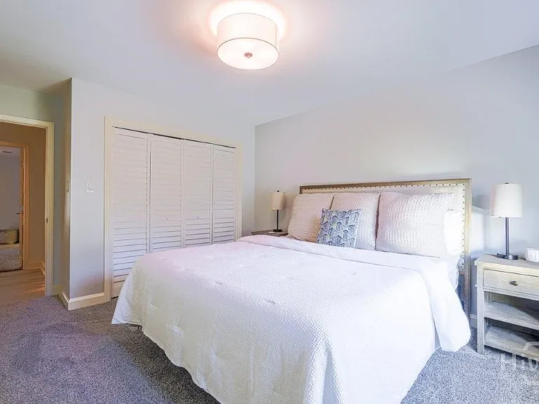 53 Village Green Cir — Photo 28