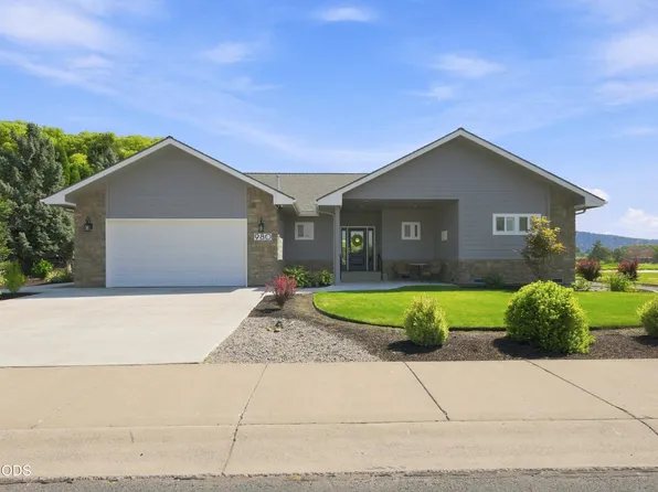 980 Harbor Isle Blvd, Klamath Falls, OR 97601