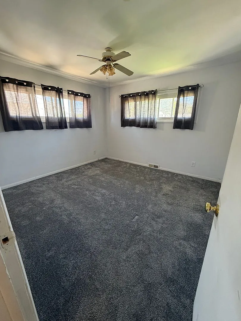 Beautiful Updated Home — Photo 2