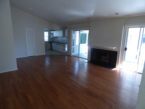 2nd image of 4555 Colfax Ave