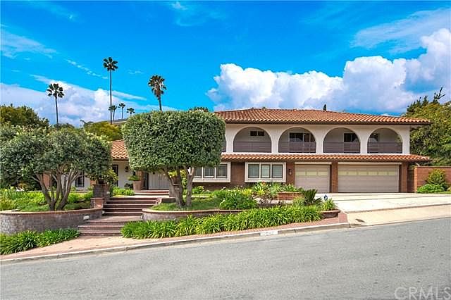 1st image of 2242 Pavillion Dr