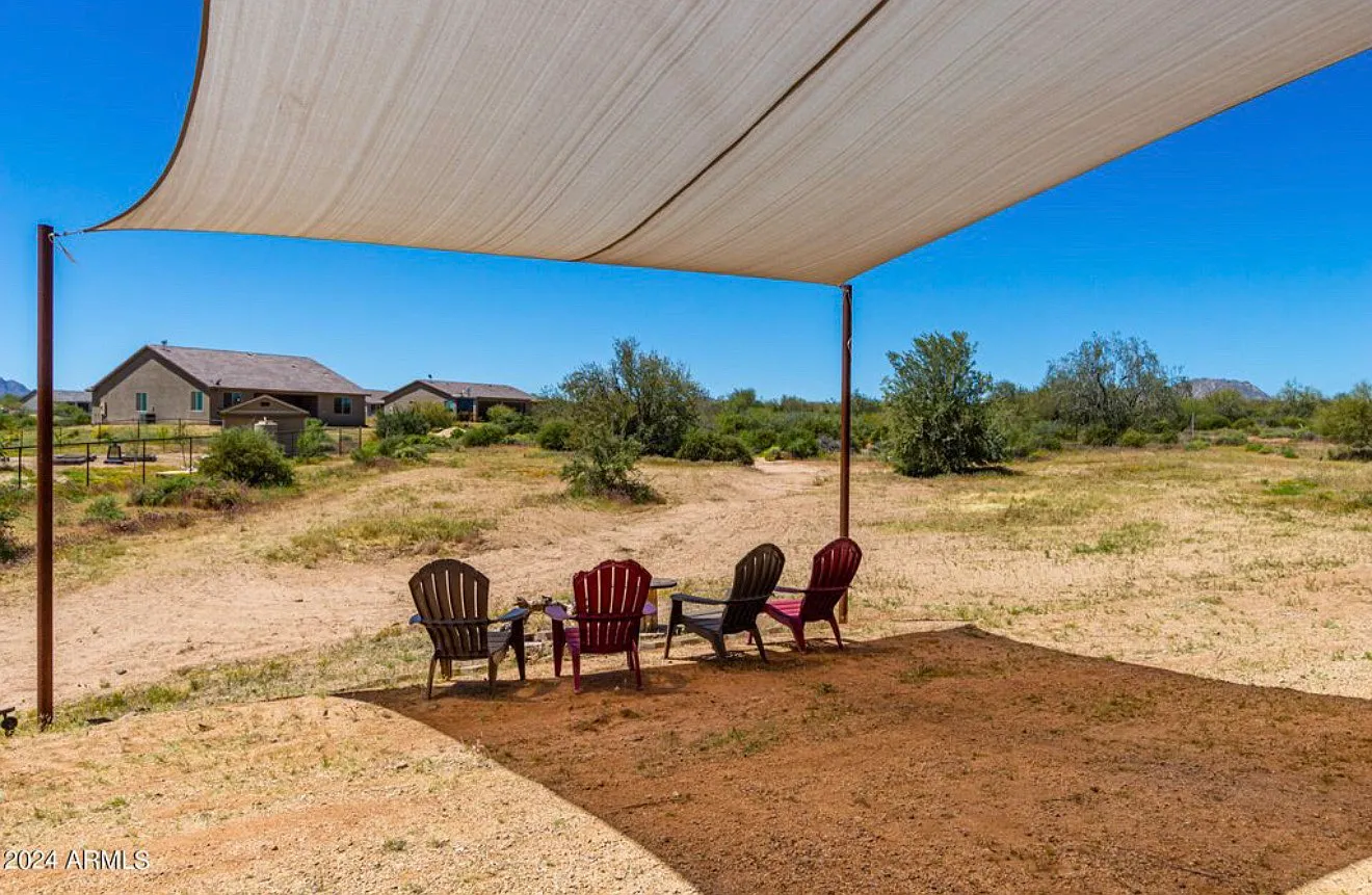 3 bed, 1637 sqft, $3,000 — Photo 3