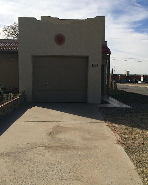 1st image of 1537 Sacramento St