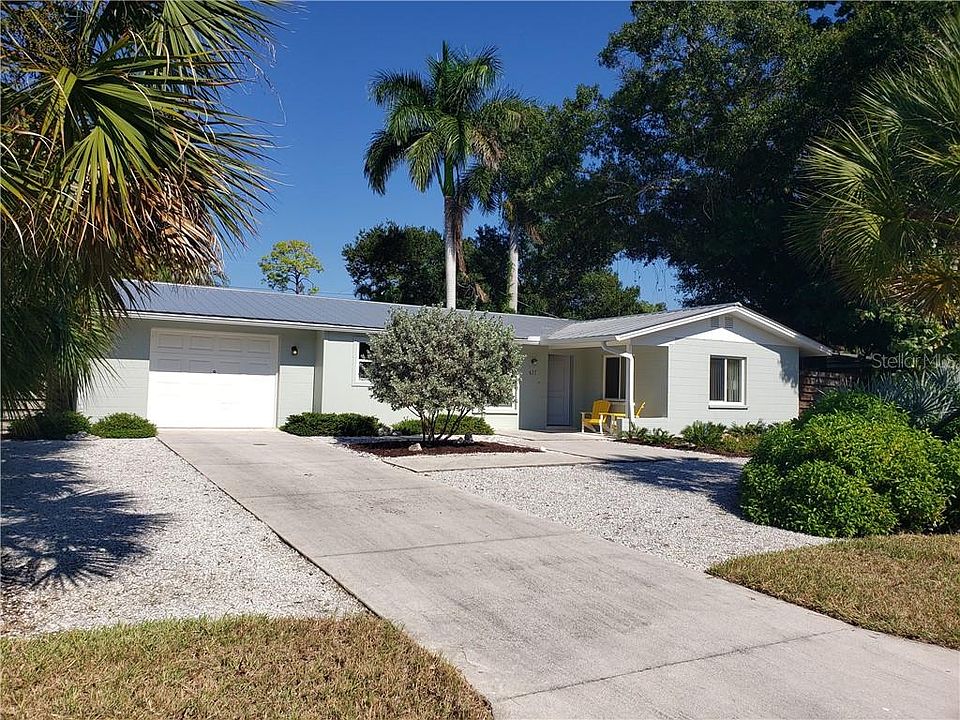1st image of 637 Corwood Dr
