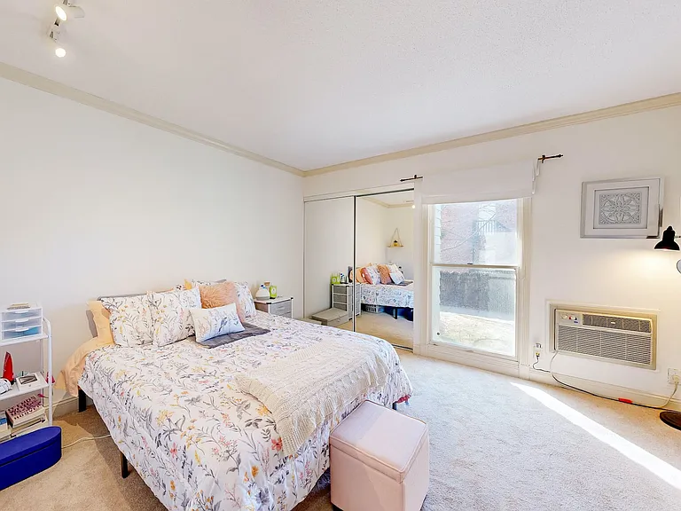 274 S Main St #26 — Photo 9