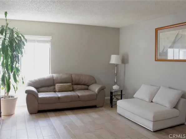 8801 Willis Ave #18, Panorama City, CA 91402