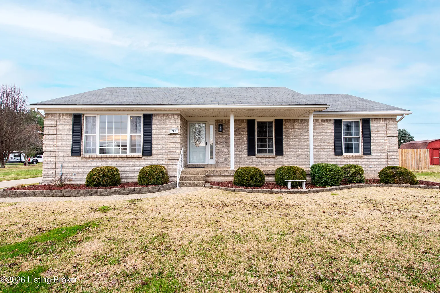 200 Primrose Dr photo 1