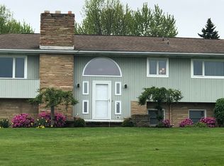 1331 S Hill Rd, Erie, PA 16509