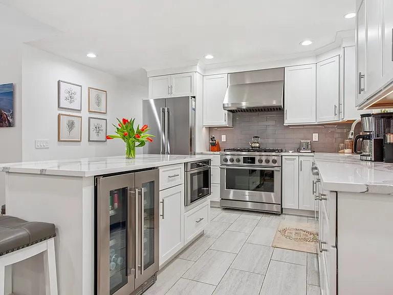 2 Spread Oak Ln — Photo 9