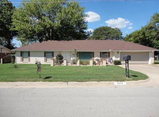 2912 E 7th St, Ada, OK 74820