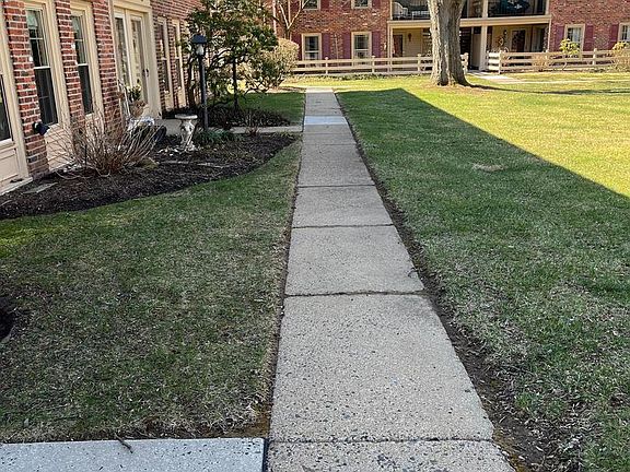 2nd image of 154 Albemarle Dr