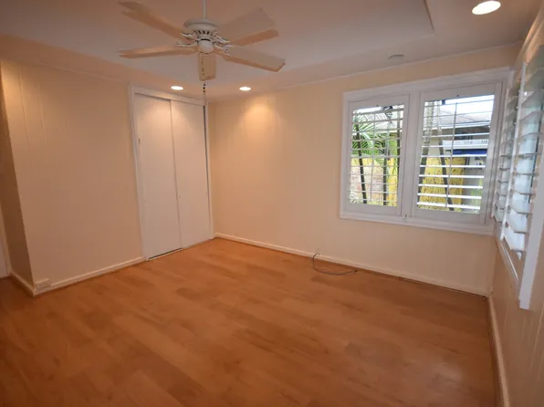 1111 Hele St, Kailua, HI 96734