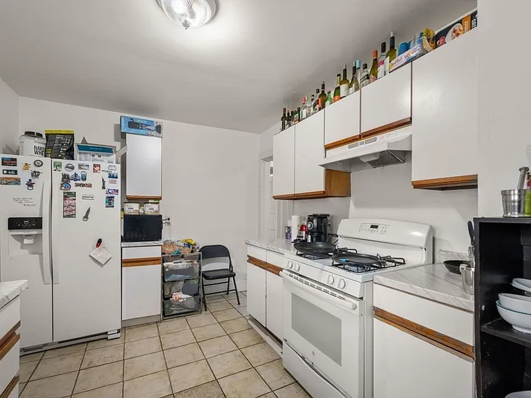 18 Claymoss Rd #1 — Photo 5