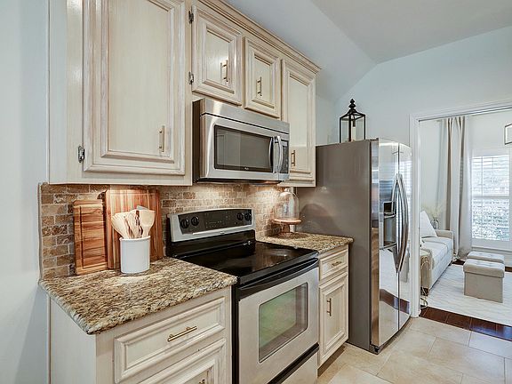 5th image of 20623 Bouganvilla Blossom Ln