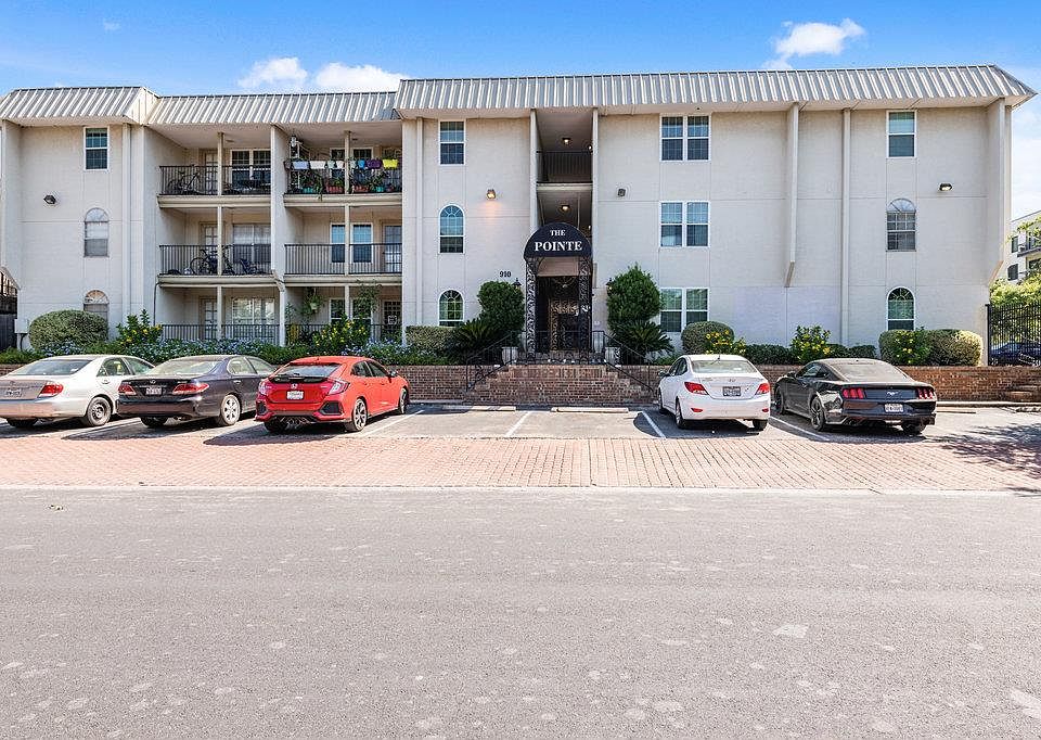 1st image of 910 Duncan Ln APT 26