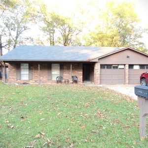 1407 Blackhawk Ridge Ln, Pine Bluff, AR, 71603